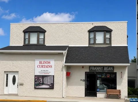 361 Bergen Boulevard 3