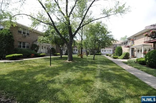 636 Godwin Avenue 9A Midland Park, NJ 07432