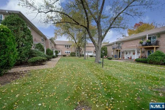 636 Godwin Avenue 9A Midland Park, NJ 07432