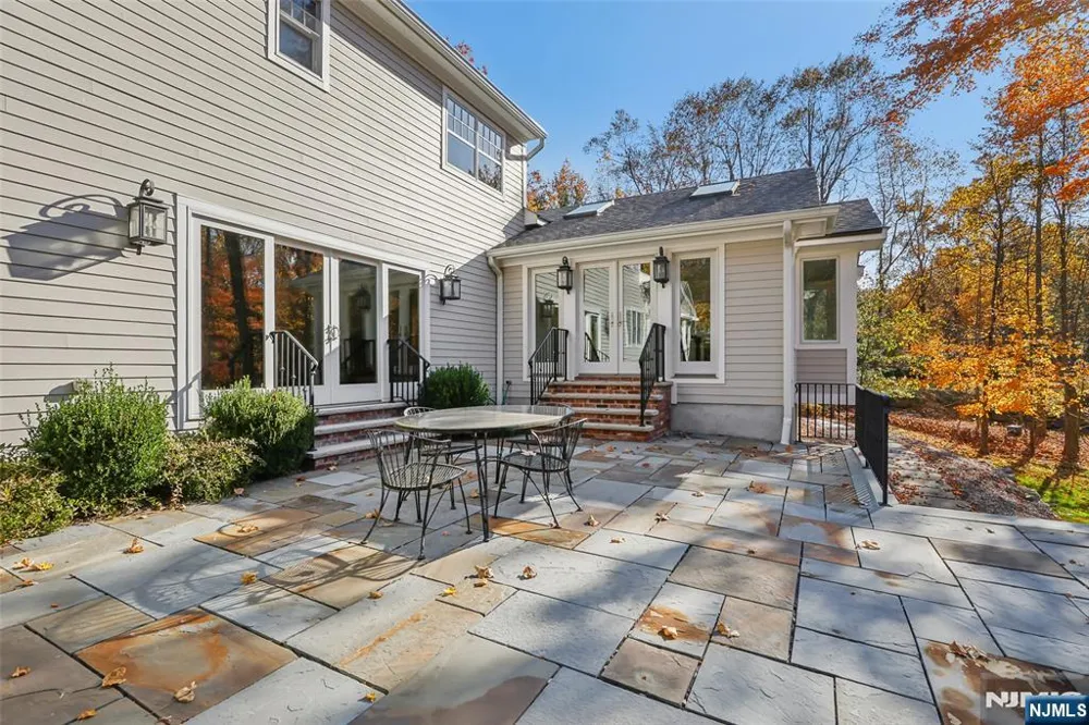 5 Winding Way Saddle River, NJ 07458