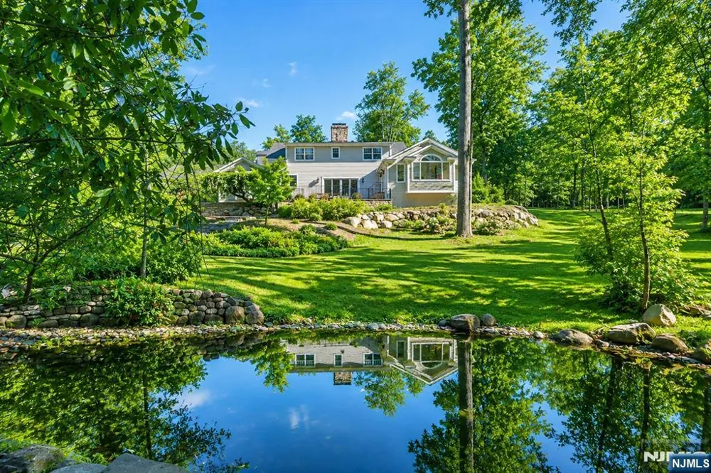 5 Winding Way Saddle River, NJ 07458