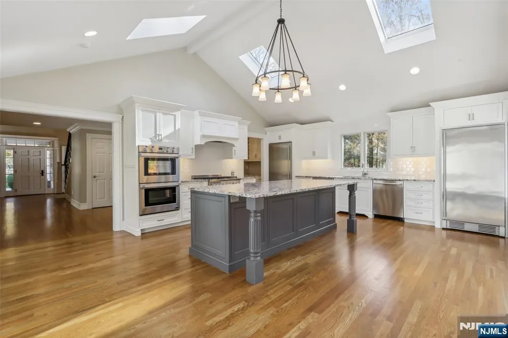 5 Winding Way Saddle River, NJ 07458