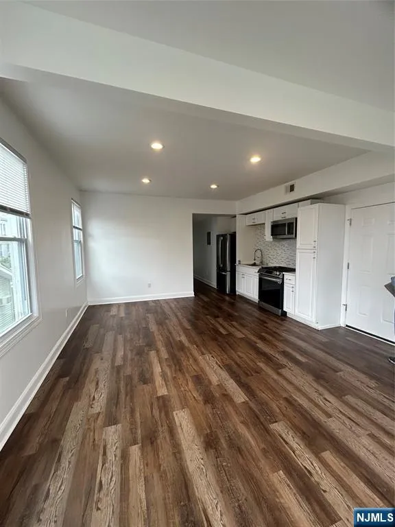 799 Kearny Avenue 2 Kearny, NJ 07032