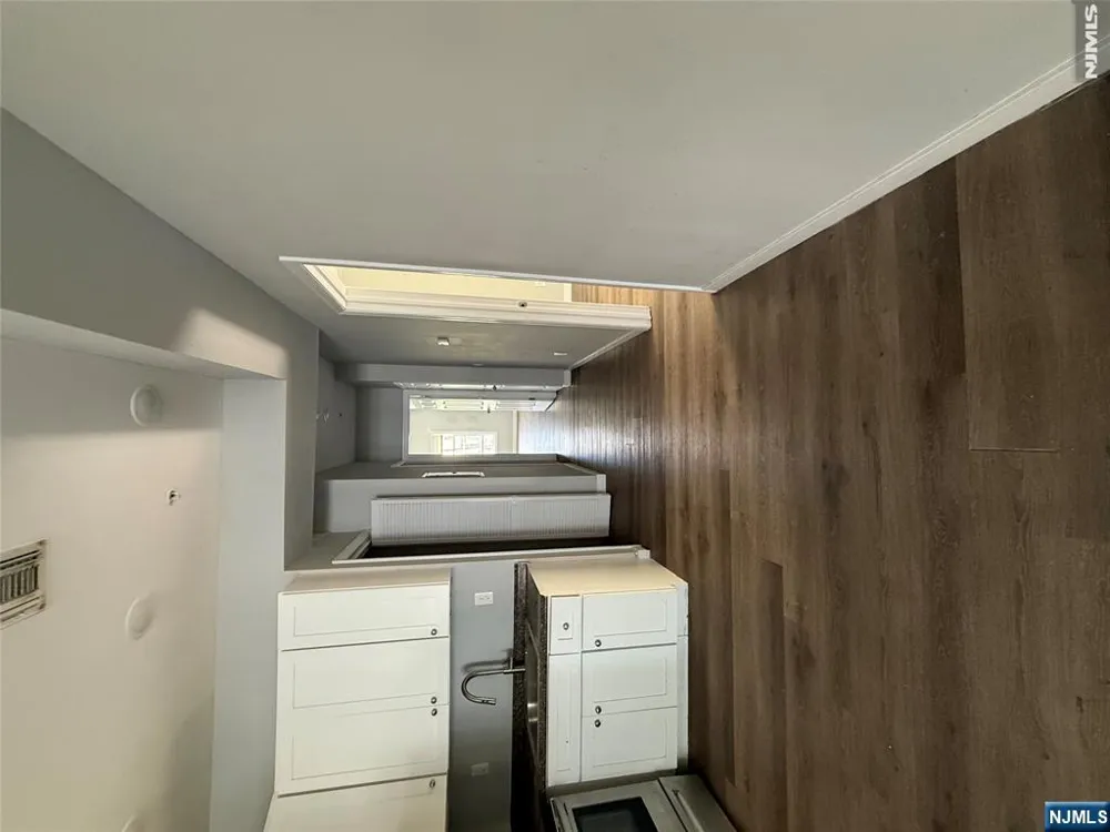 340 Hamilton Avenue 2 Paterson, NJ 07501