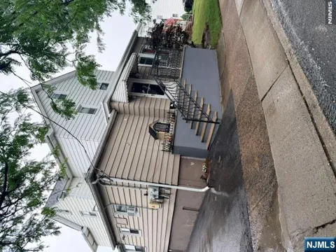 125 Terrace Avenue