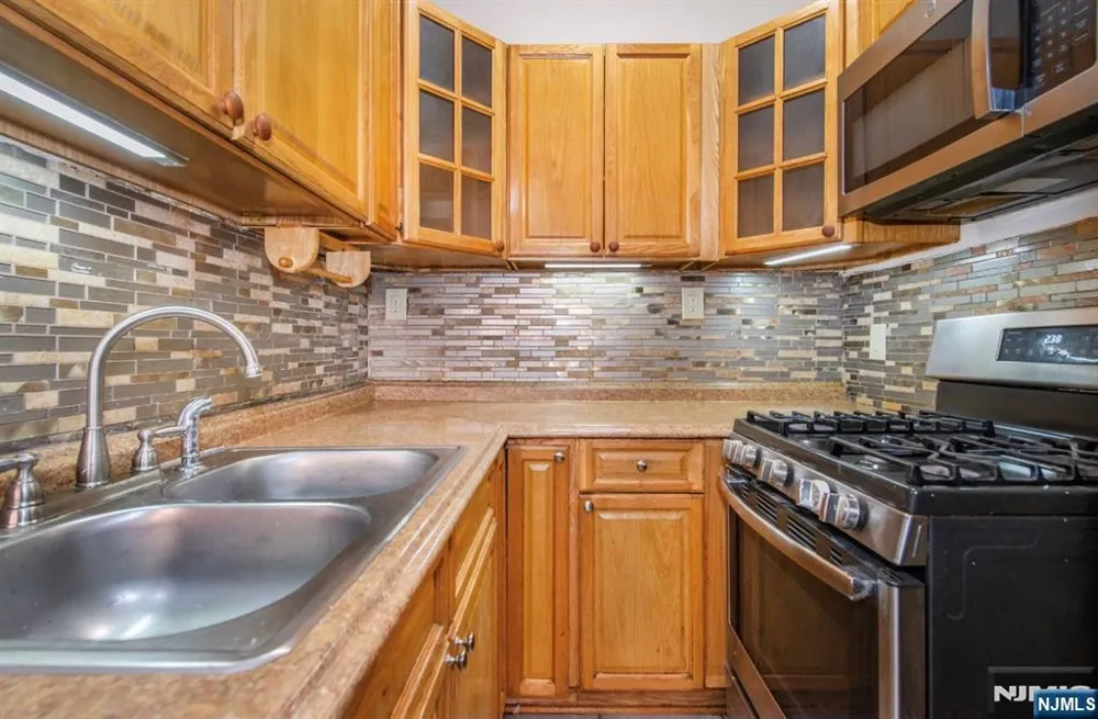 159 Ackerman Avenue Clifton, NJ 07011