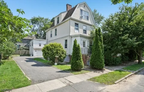 226 Waverly Pl