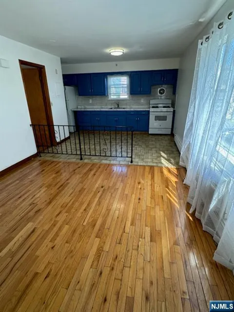 446 Ridge Road 1F