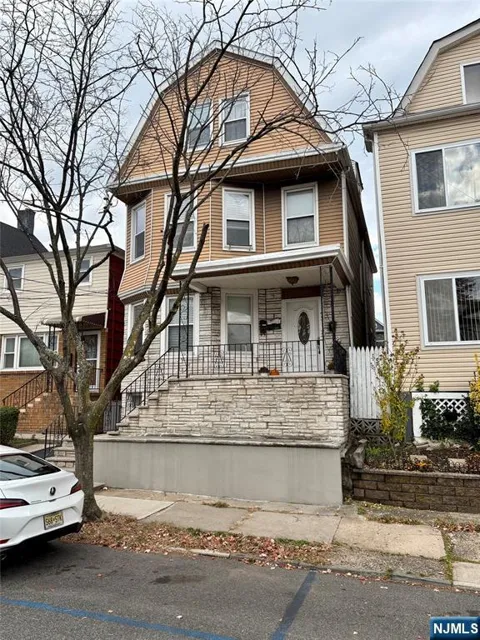 143 Elm Street 2