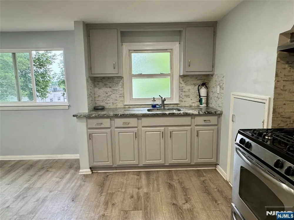 347 29th Street Paterson, NJ 07514