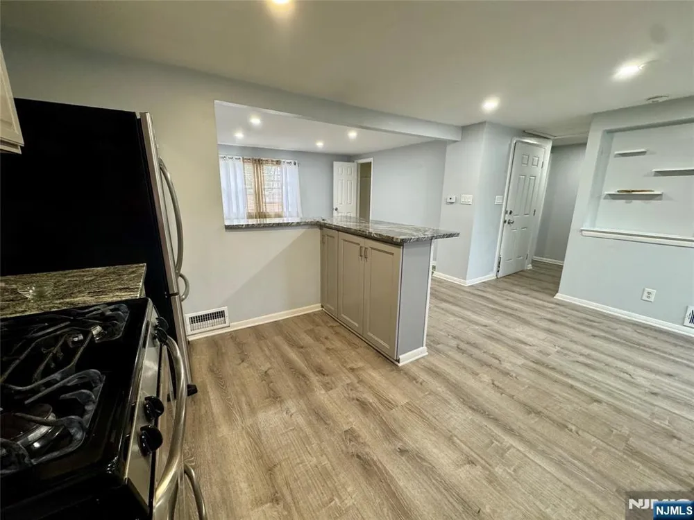 347 29th Street Paterson, NJ 07514