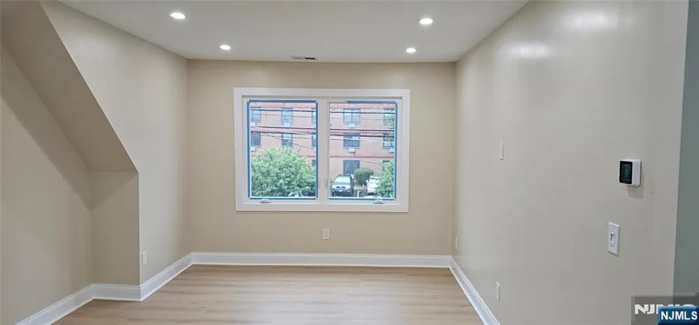 43 Sade Street Clifton, NJ 07013