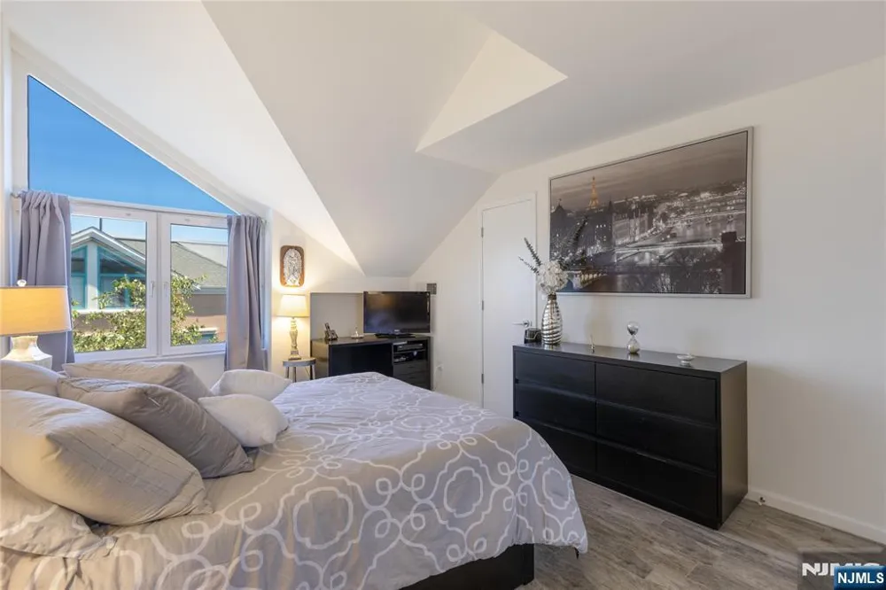 600 Harbor Boulevard 1146 Weehawken, NJ 07086