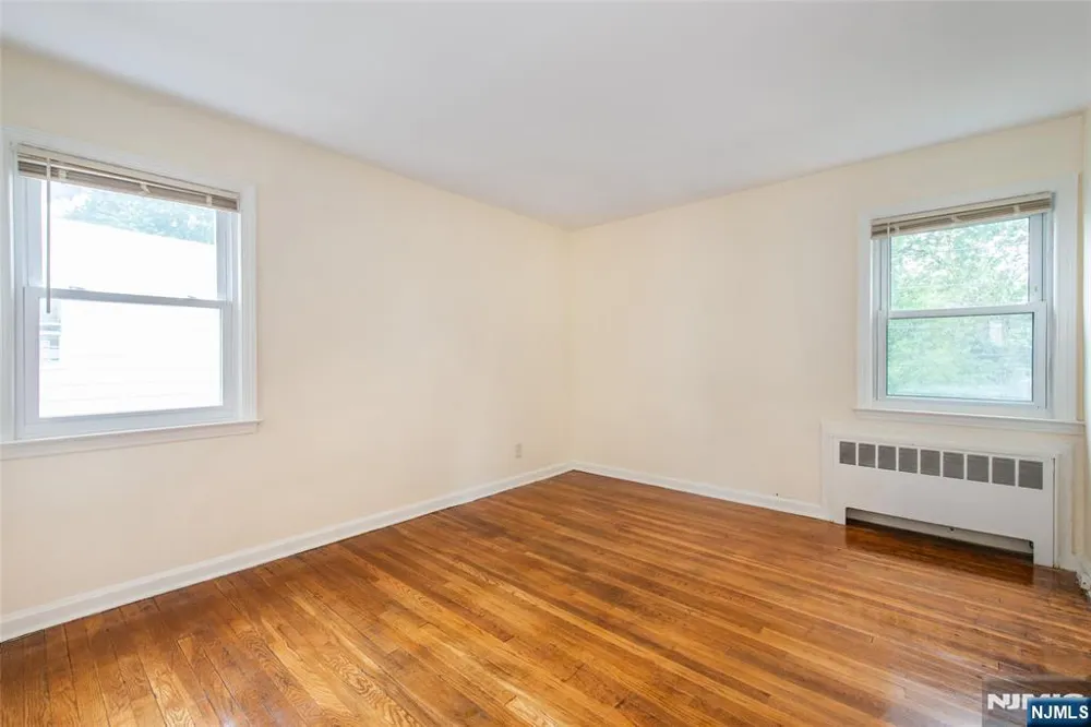 56 McKay Avenue East Orange, NJ 07018