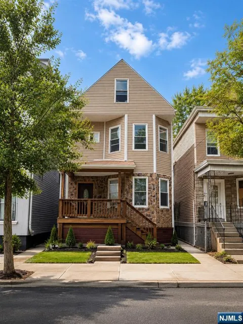 329 Hamilton Avenue 2