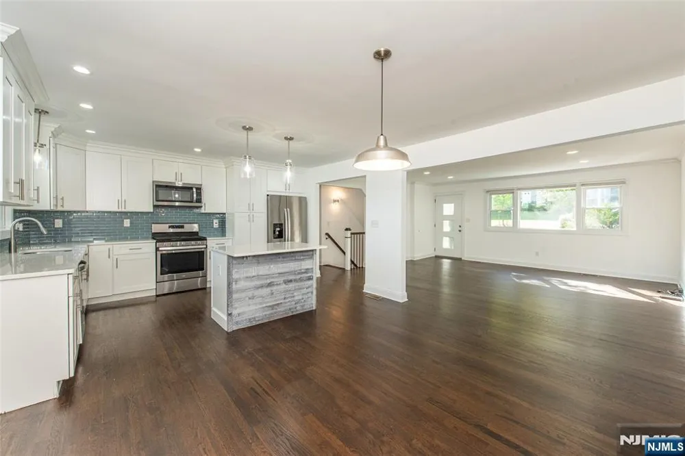 39-41 Park 1 Caldwell, NJ 07006