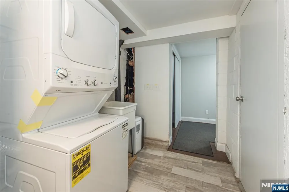 39-41 Park 1 Caldwell, NJ 07006