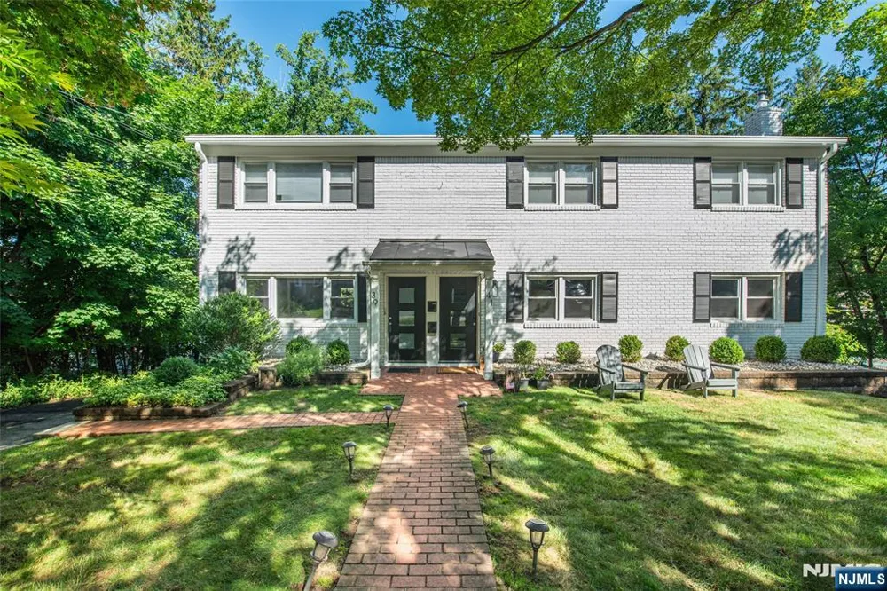 39-41 Park 1 Caldwell, NJ 07006