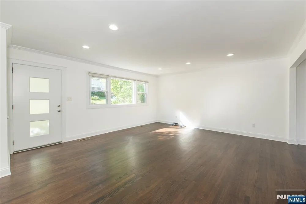 39-41 Park 1 Caldwell, NJ 07006