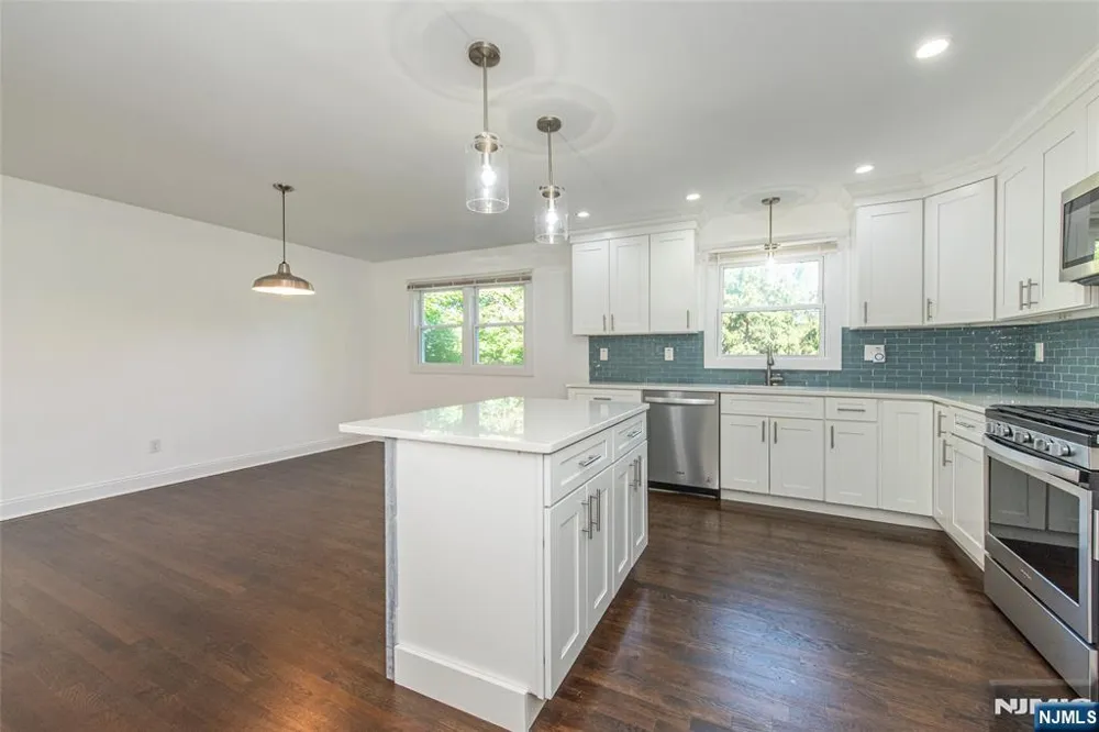 39-41 Park 1 Caldwell, NJ 07006