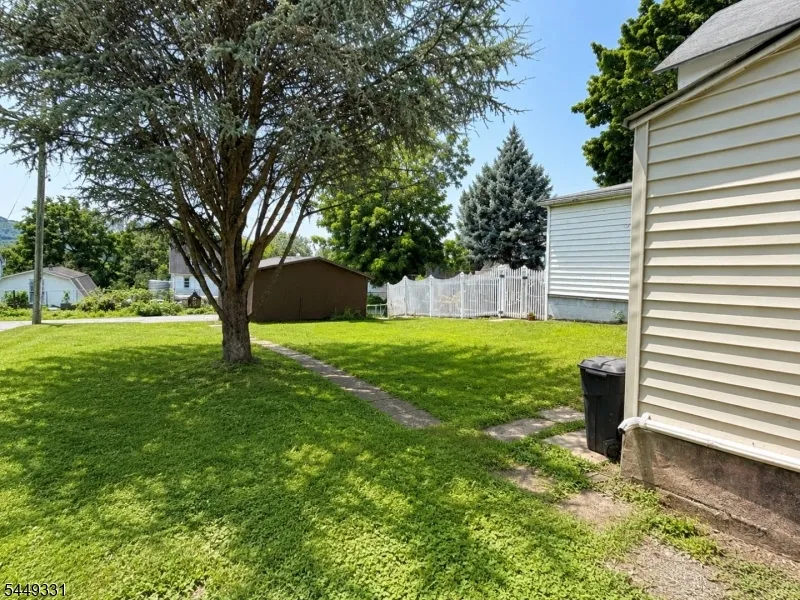 286 Chambers St Phillipsburg Town, NJ 08865