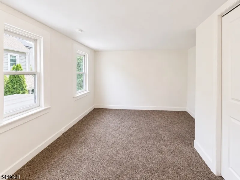 286 Chambers St Phillipsburg Town, NJ 08865