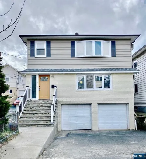 15 Wallace Street