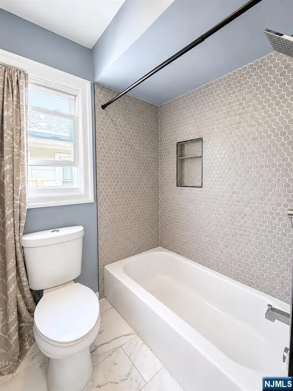 15 Wallace Street Belleville, NJ 07109