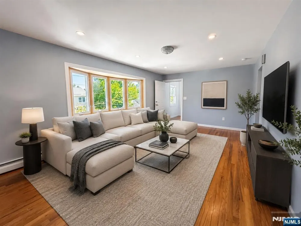 15 Wallace Street Belleville, NJ 07109