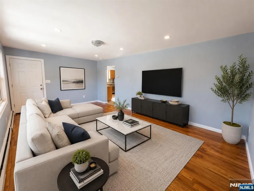 15 Wallace Street Belleville, NJ 07109