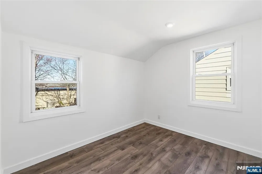 73 Macarthur Avenue Lodi, NJ 07644