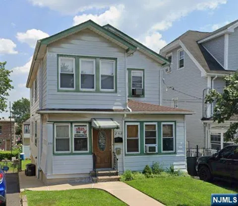258 Beech Street 2