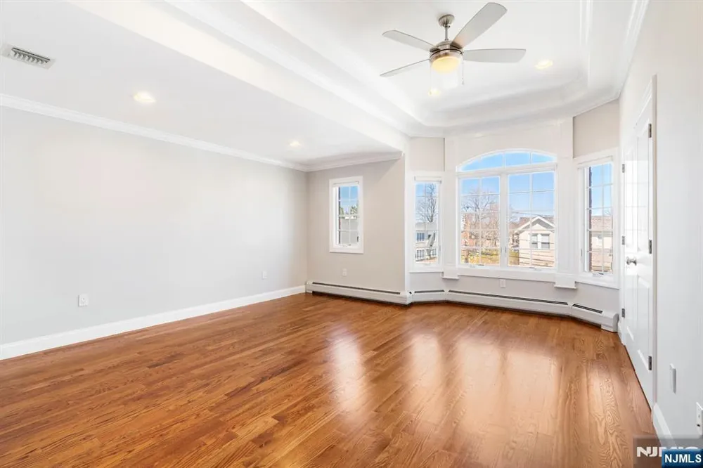 80B Liberty Place Palisades Park, NJ 07650