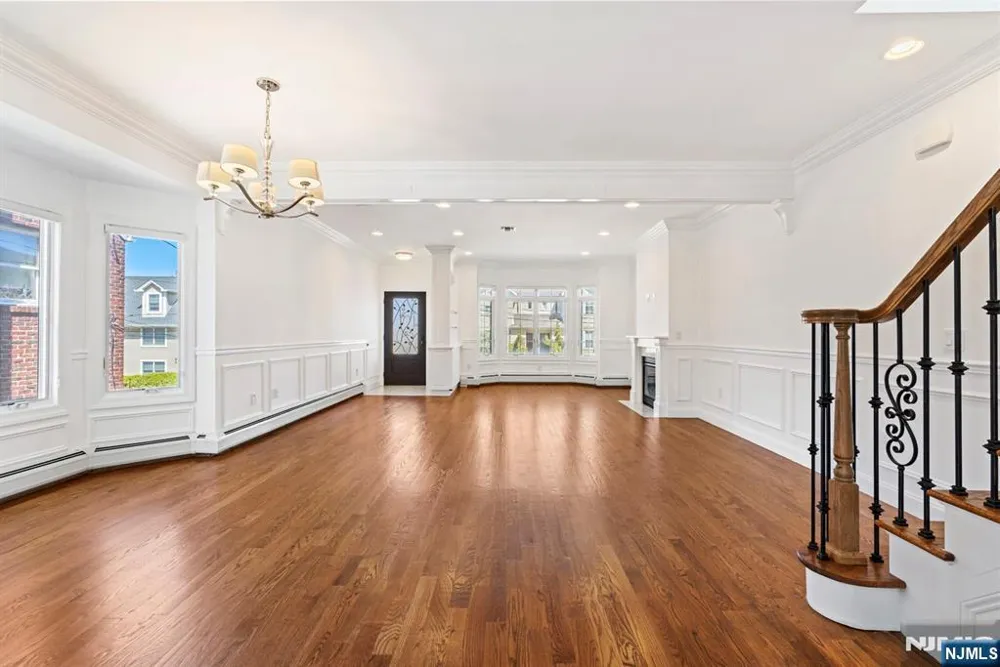 80B Liberty Place Palisades Park, NJ 07650