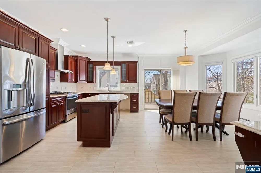 80B Liberty Place Palisades Park, NJ 07650