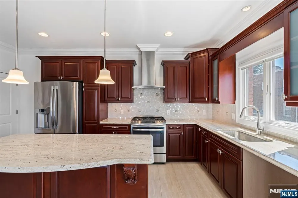 80B Liberty Place Palisades Park, NJ 07650