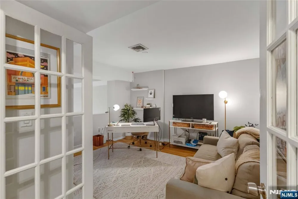 518 Gregory Avenue A221 Weehawken, NJ 07086