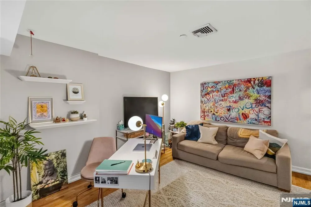 518 Gregory Avenue A221 Weehawken, NJ 07086