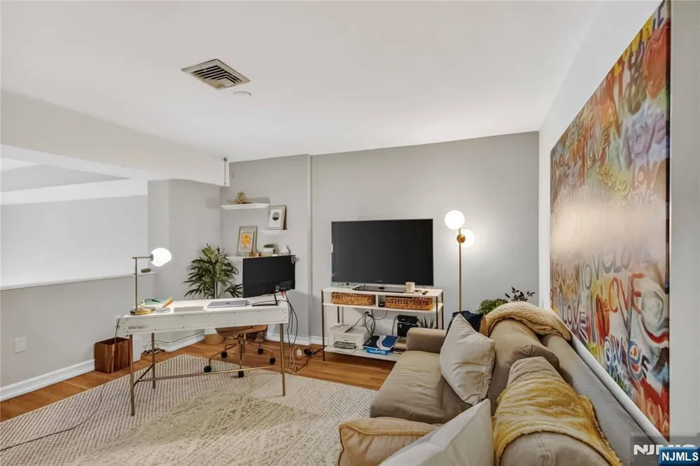 518 Gregory Avenue A221 Weehawken, NJ 07086