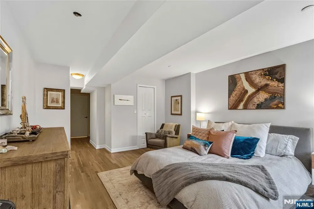 518 Gregory Avenue A221 Weehawken, NJ 07086