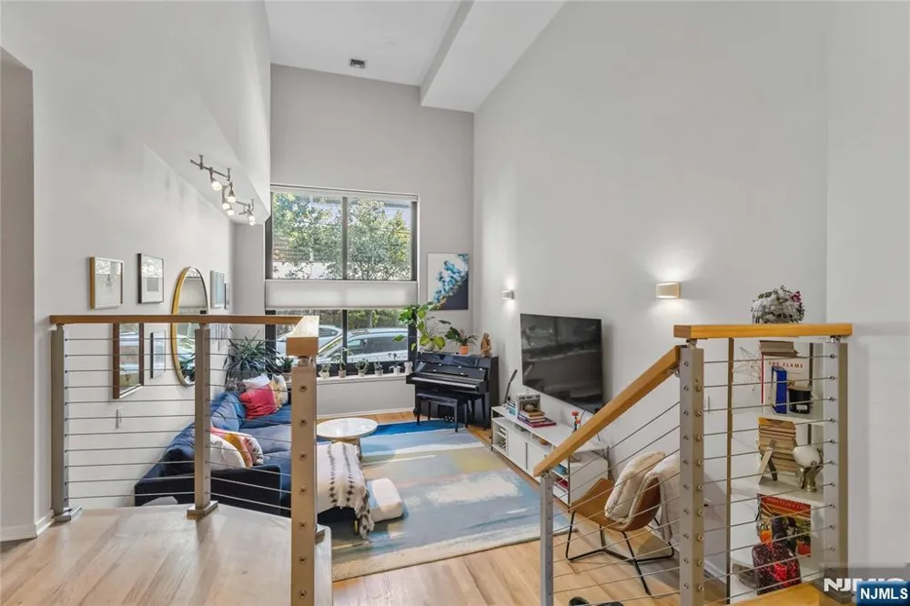 518 Gregory Avenue A221 Weehawken, NJ 07086