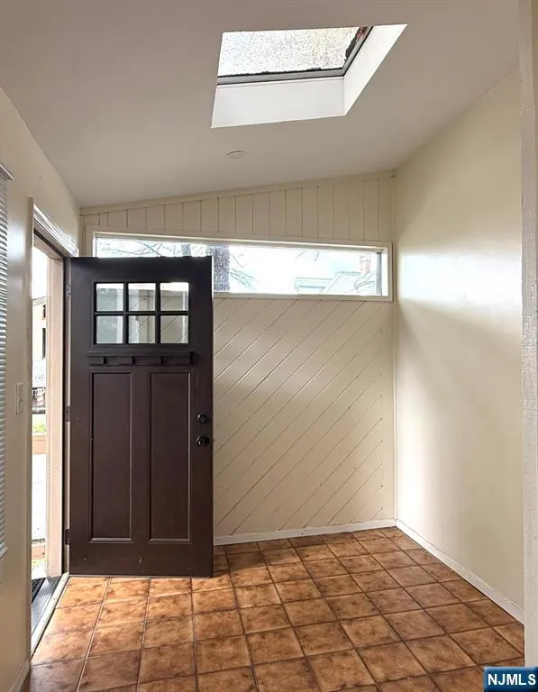 12 Sylvan Avenue Englewood Cliffs, NJ 07632