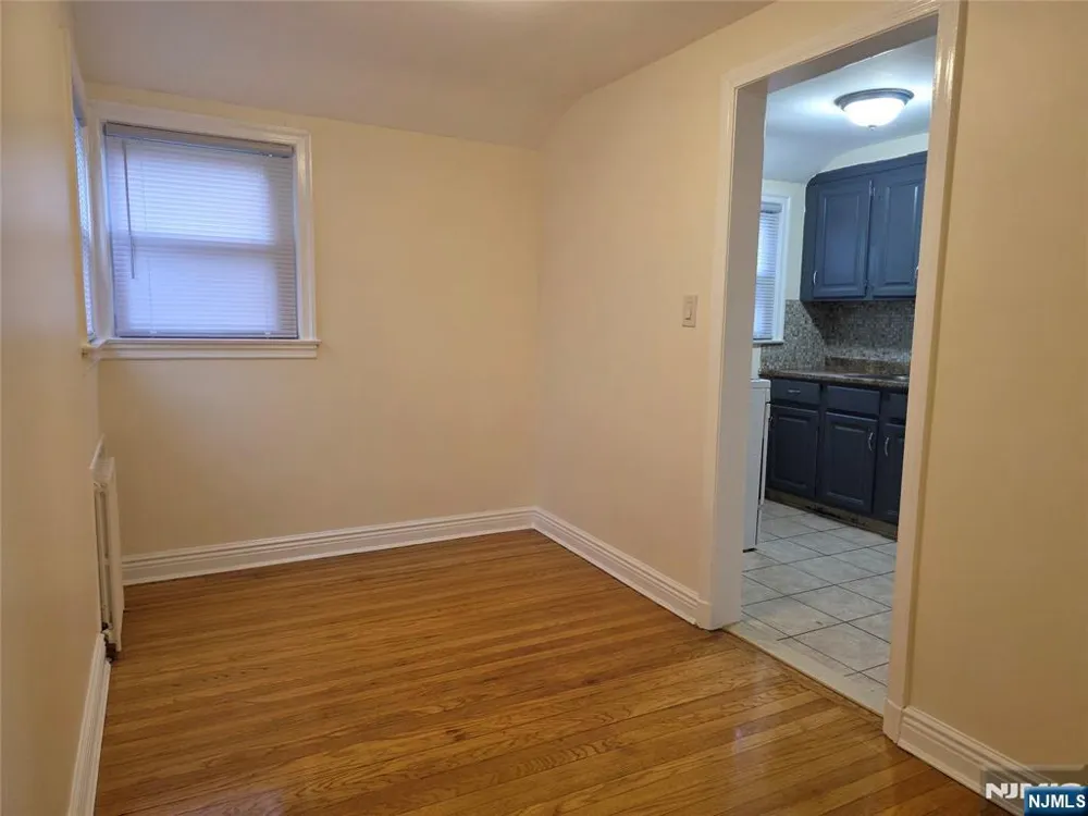 41 Reid Avenue 2 Bergenfield, NJ 07621
