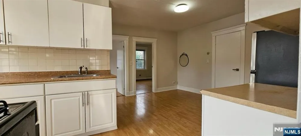 502 Broad Avenue Ridgefield, NJ 07657