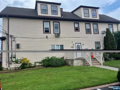 329 President Street 2R