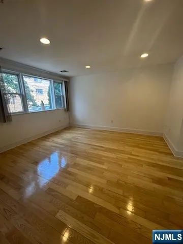 233 68th Street Guttenberg, NJ 07093