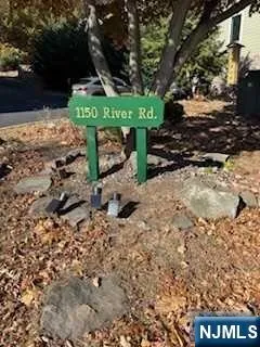 1150 River Road 3C