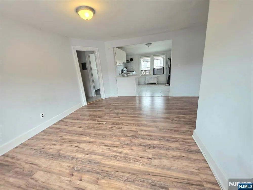 465 Oakdene Avenue 3FL Cliffside Park, NJ 07010