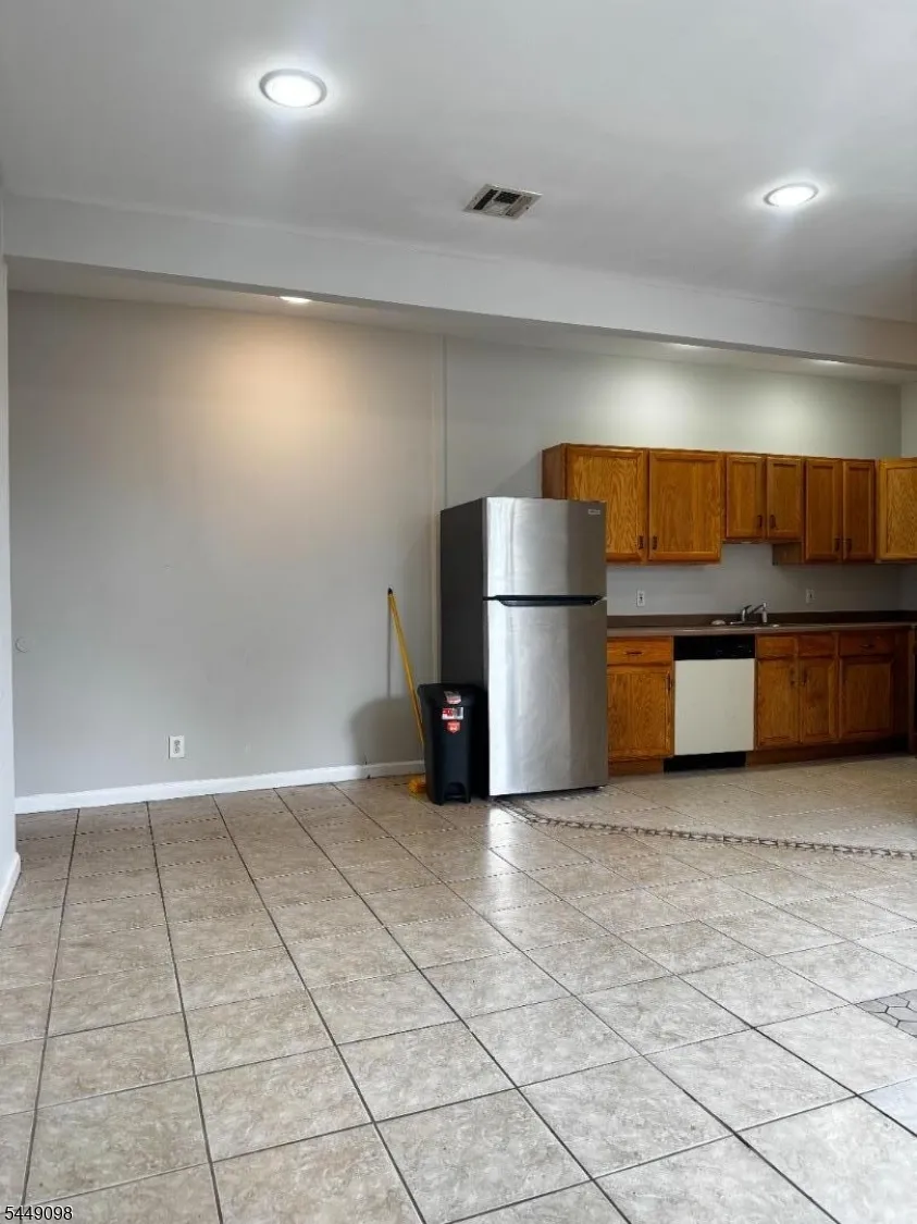 109 Irene St #1 Unit 1 Linden City, NJ 07036