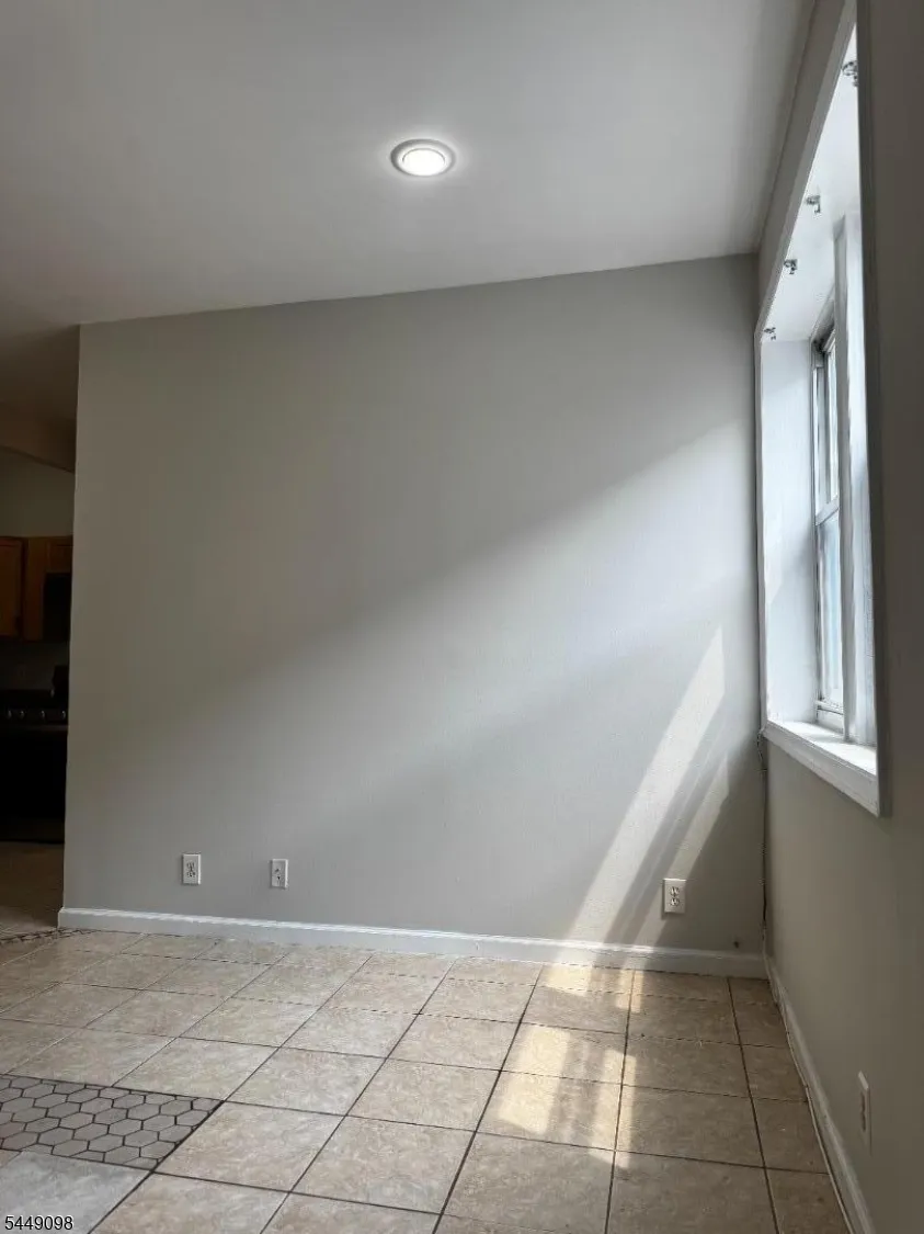109 Irene St #1 Unit 1 Linden City, NJ 07036